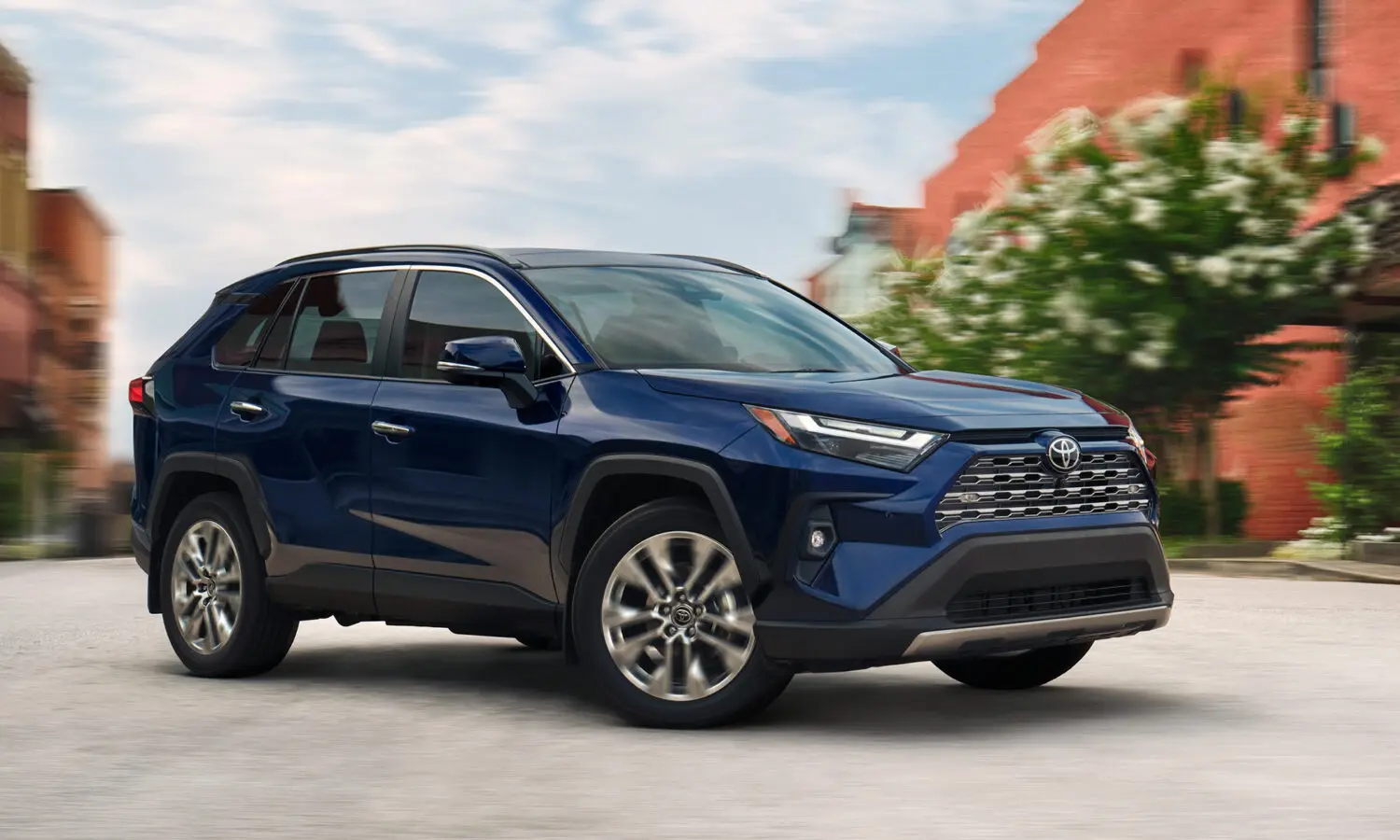 تویوتا RAV4 - هلدینگ توانگر